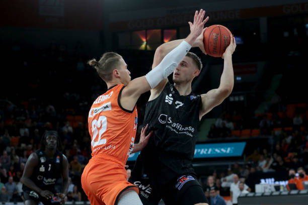 国男队的战 国男队的战