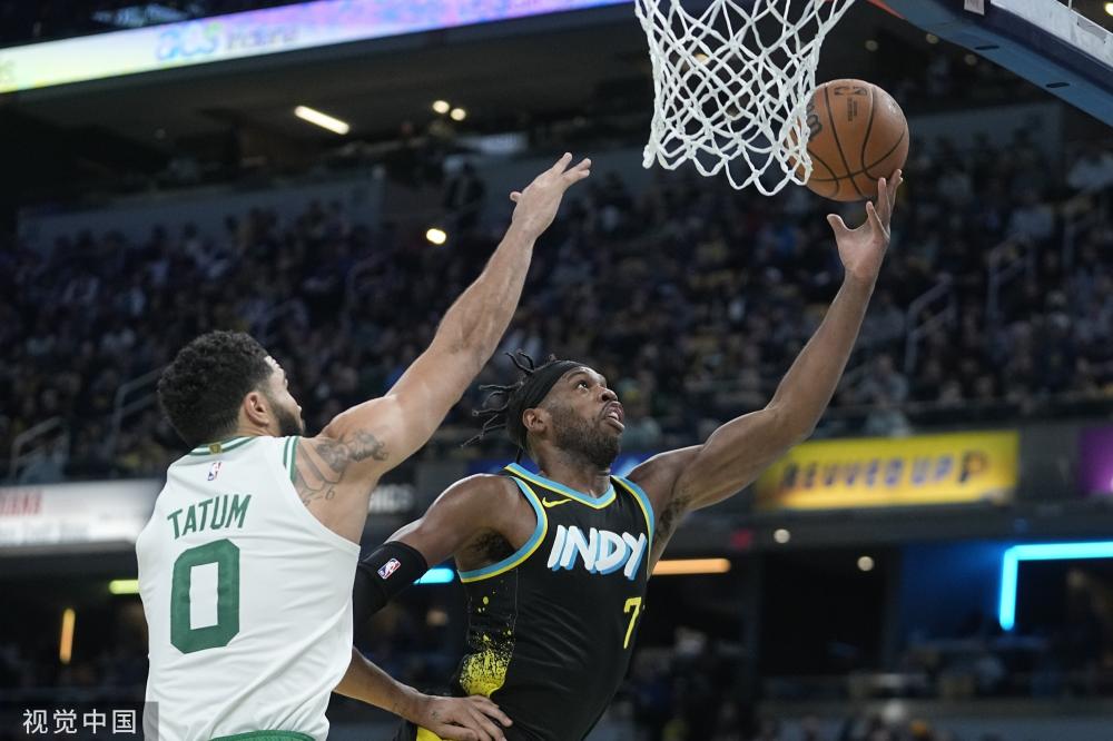 郭艾伦和张 郭艾伦和张