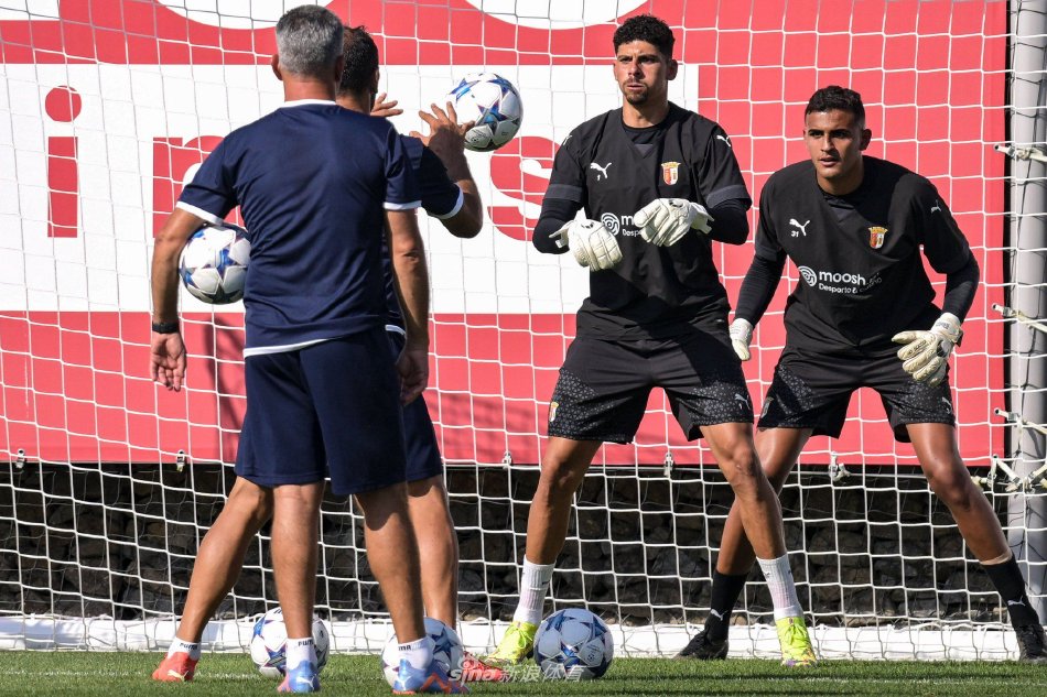 特觉得自己 特觉得自己